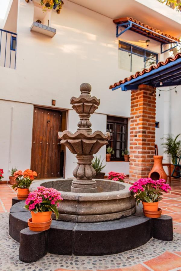 Casa De Hospedaje -La Abadia De San Pedro Γκουανταλαχάρα Εξωτερικό φωτογραφία