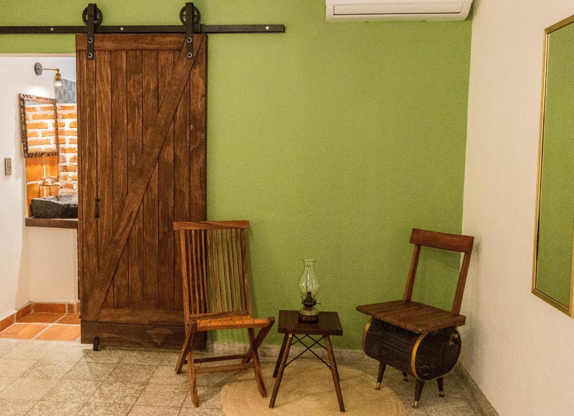 Casa De Hospedaje -La Abadia De San Pedro Γκουανταλαχάρα Εξωτερικό φωτογραφία