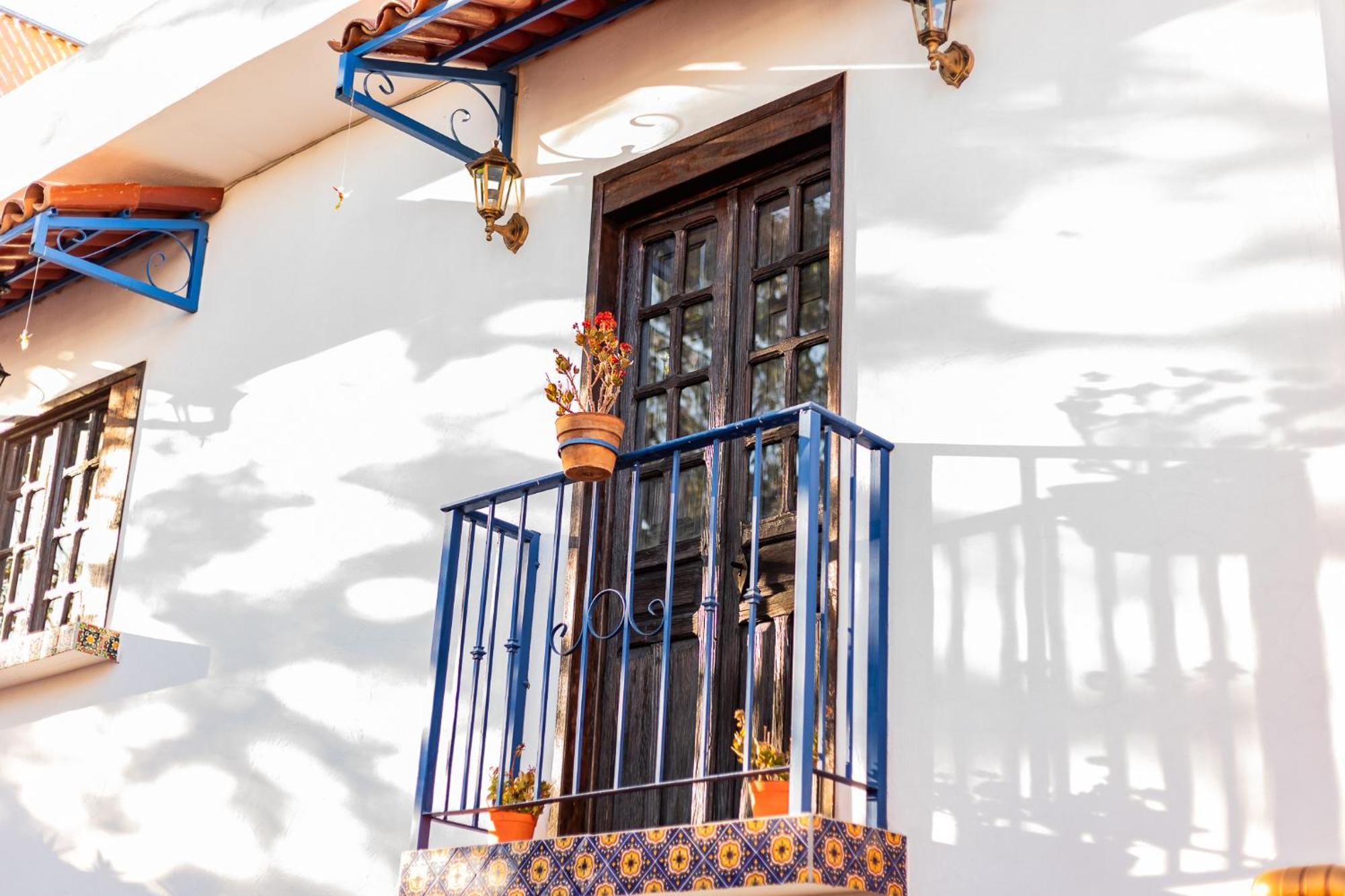 Casa De Hospedaje -La Abadia De San Pedro Γκουανταλαχάρα Εξωτερικό φωτογραφία